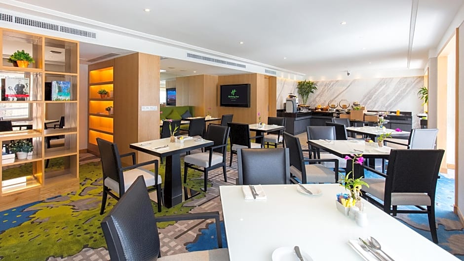 Holiday Inn Bangkok By IHG