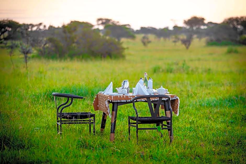 Escarpment Serengeti Luxury Camp
