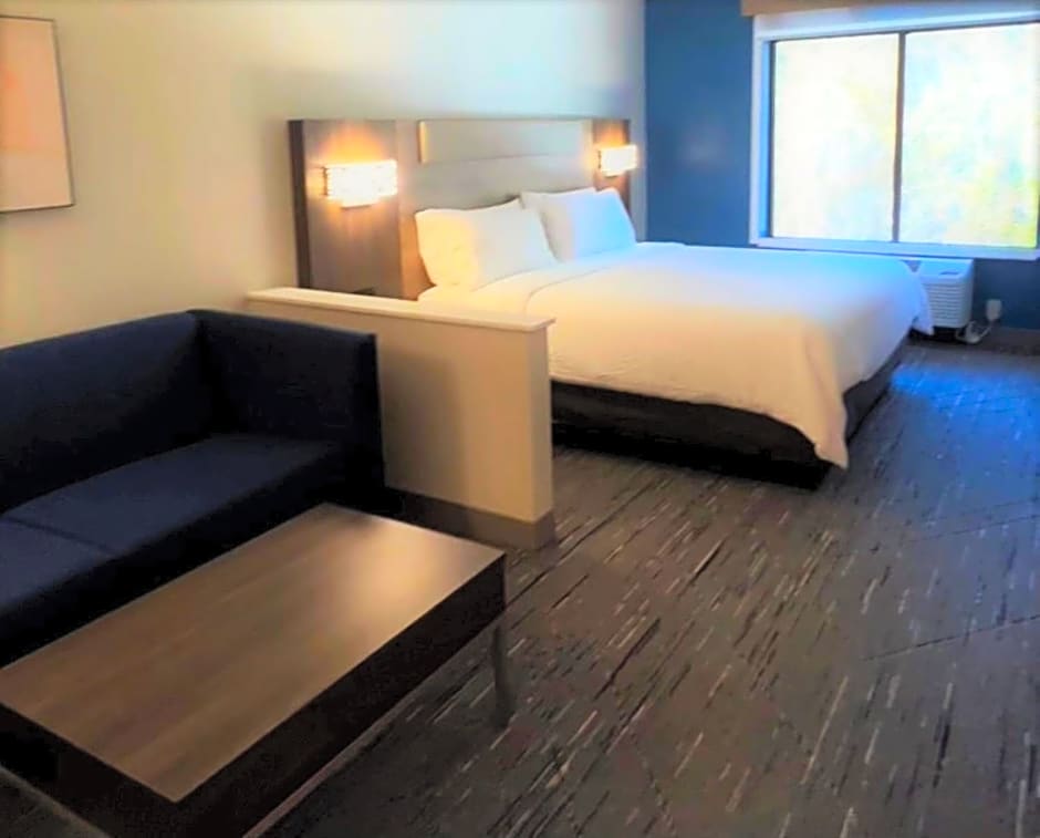 Holiday Inn Express Savannah South I-95 Richmond Hill, an IHG Hotel