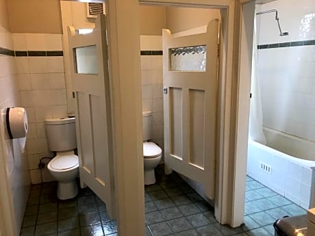Budget Double Room -  Shared Bathroom