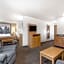 Super 8 by Wyndham Monroe WI