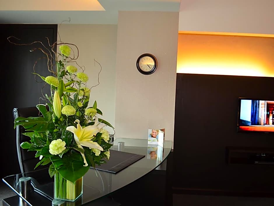 Golden Tulip Mandison Suites (SHA Plus)