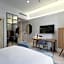 DoubleTree by Hilton Madrid - Prado