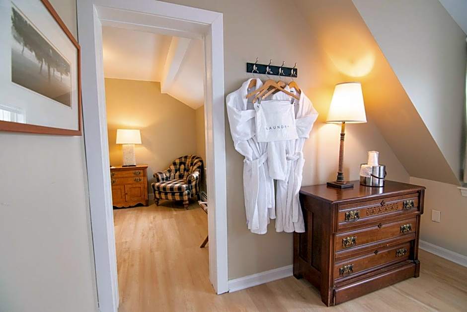 The Beach House Inn