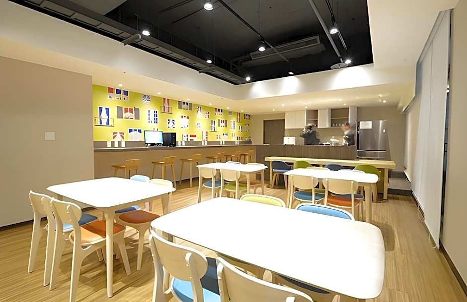 Park City Inn & Hostel - Yonghe Taipei
