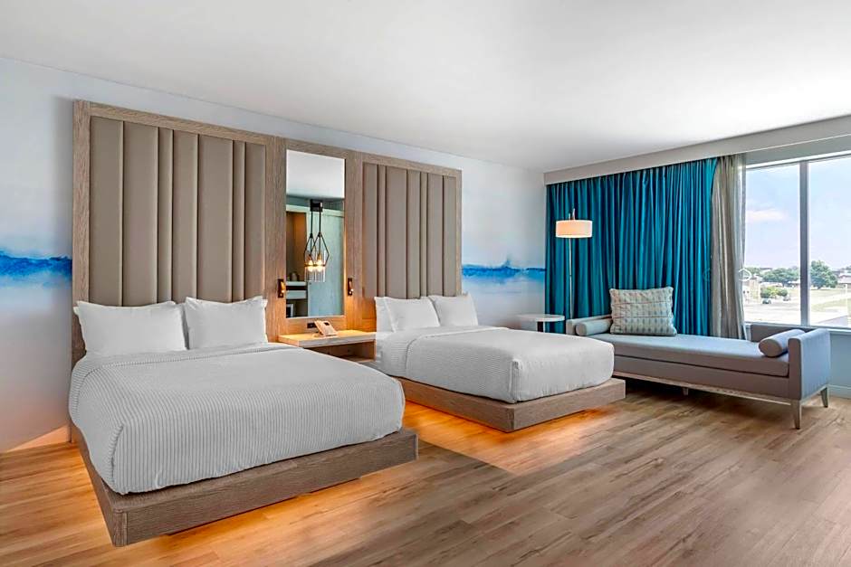 Cambria Hotel Waco University Riverfront