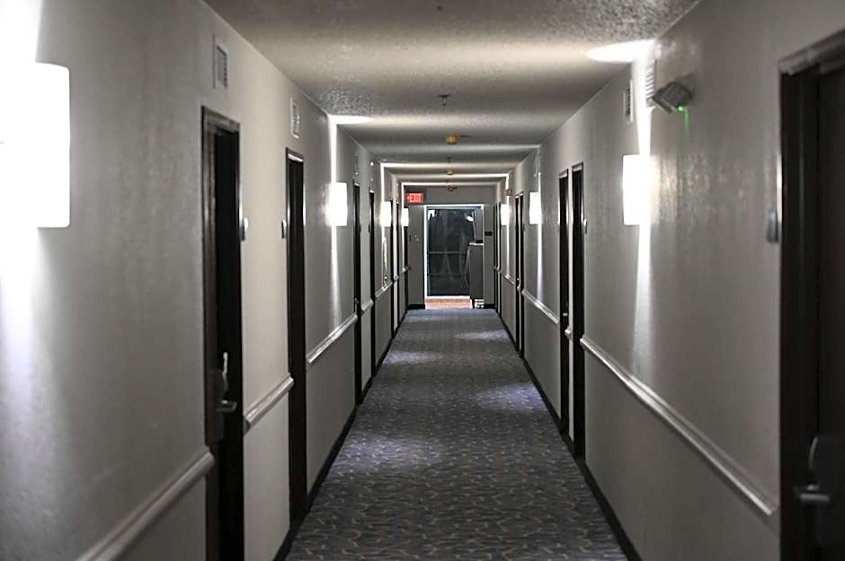 Atrium Hotel And Suites Dfw Airport