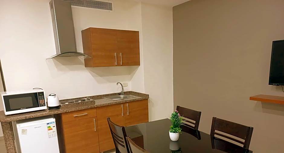 Lujain Hotel Suites