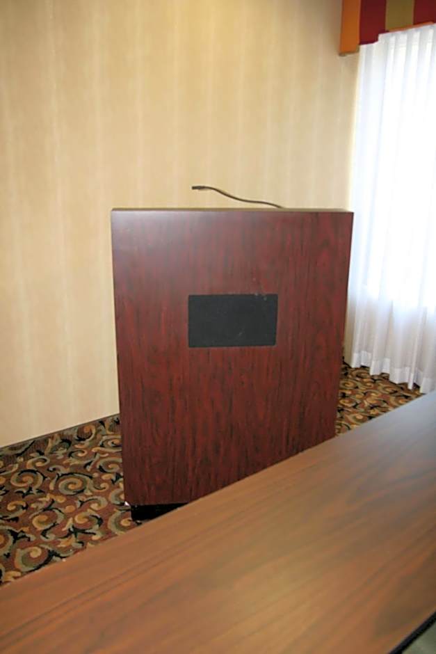 Hampton Inn By Hilton Adel