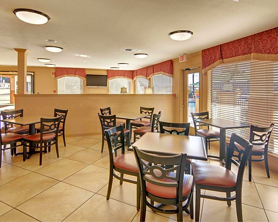 Quality Inn Marshall