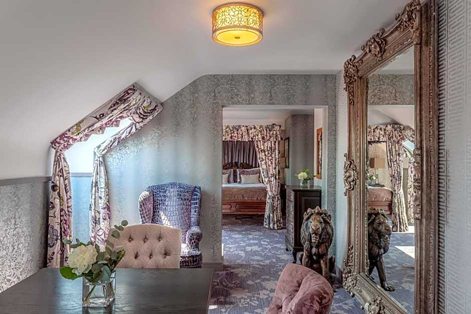 Clontarf Castle Hotel