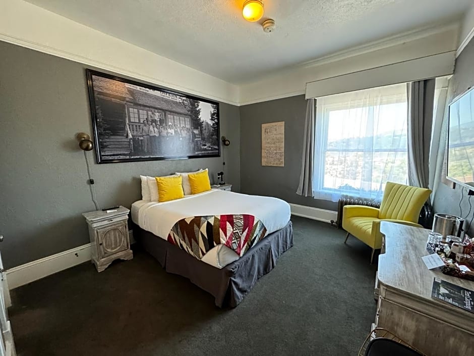 Hood River Hotel
