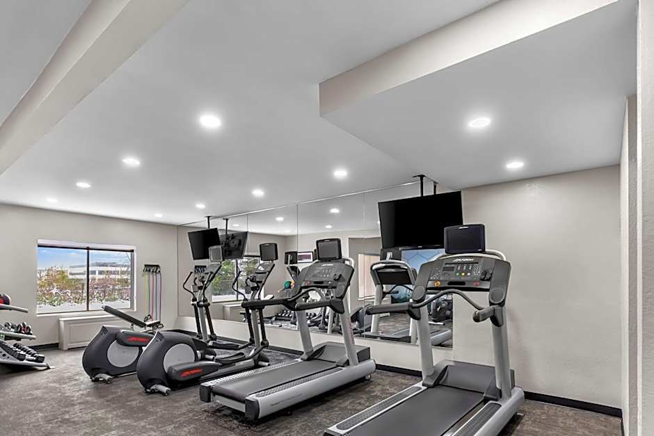 Best Western Plus Fenton