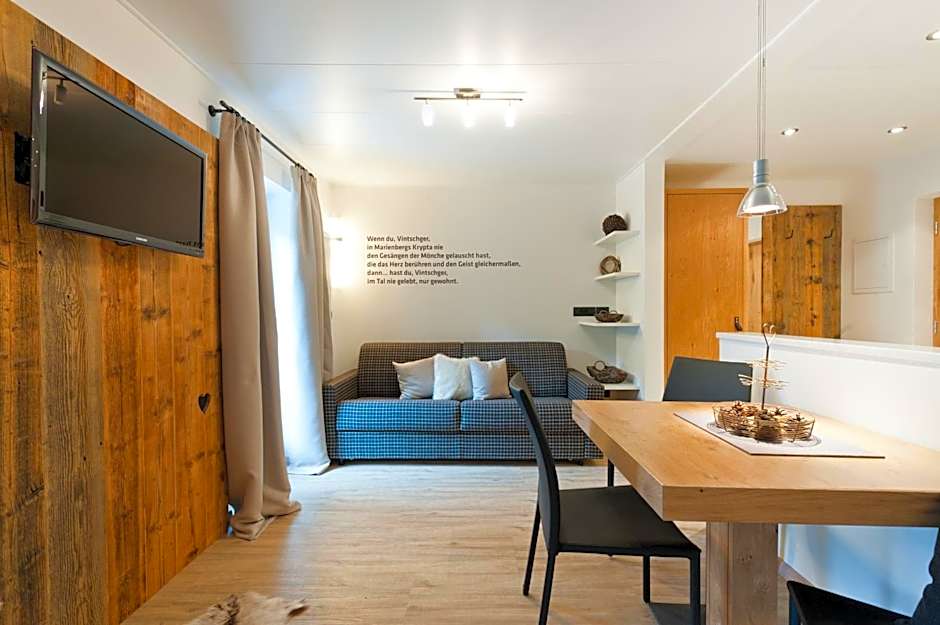 Burgus - Design Suites & Apartments