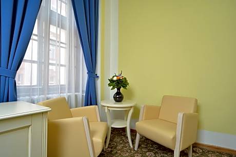 Double or Twin Room with Balcony