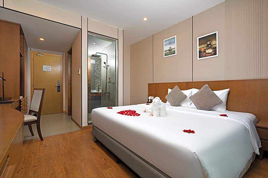 Photo 1 of 4 of Check-In After 6 PM - Double Room - Breakfast Included