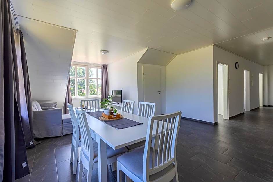 Natura Ferienhaus, Ferienwohnungen in Rhauderfehn , Komfort für Gäste & Firmen ,WLAN & Parkplatz