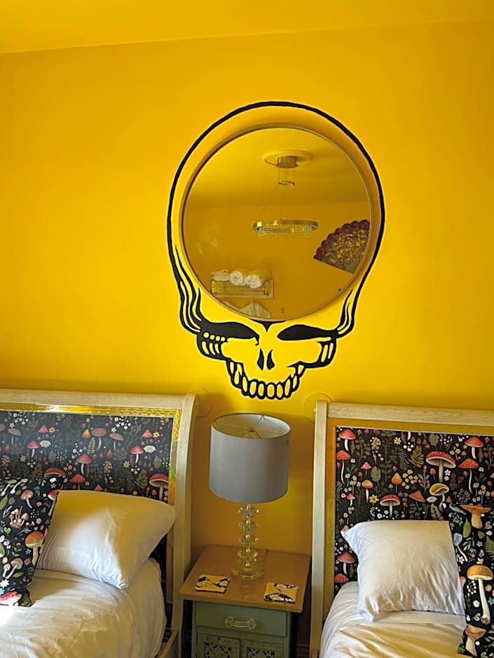 Grateful Dreams Lodging