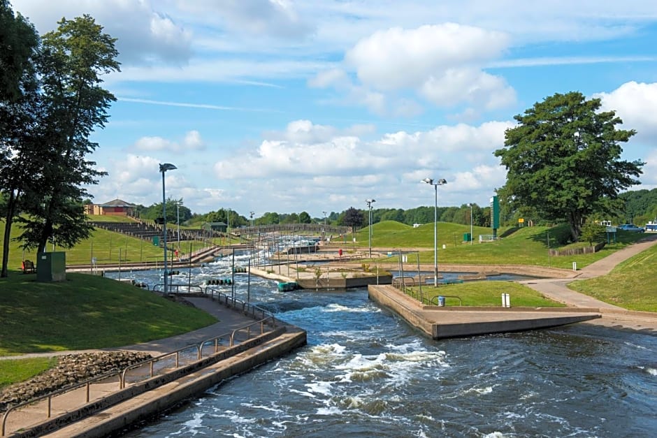 Holme Pierrepont Country Park Home of The National Water Sports Centre