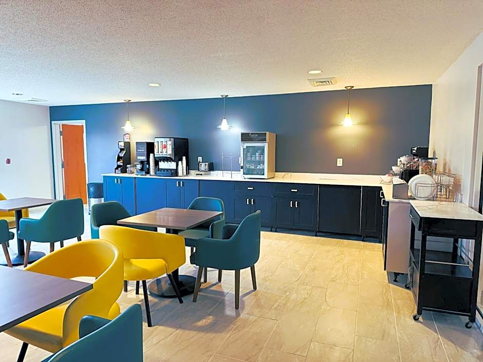 Comfort Inn & Suites Sheboygan I-43