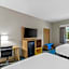 Days Inn & Suites by Wyndham Union City