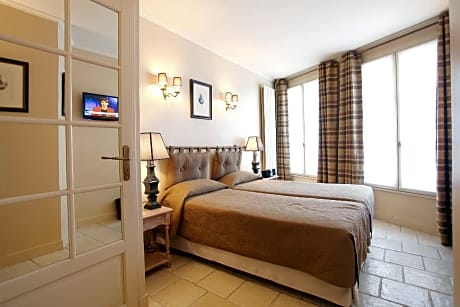 Classic Twin Room