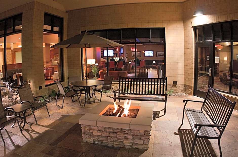 Hilton Garden Inn Milwaukee Airport