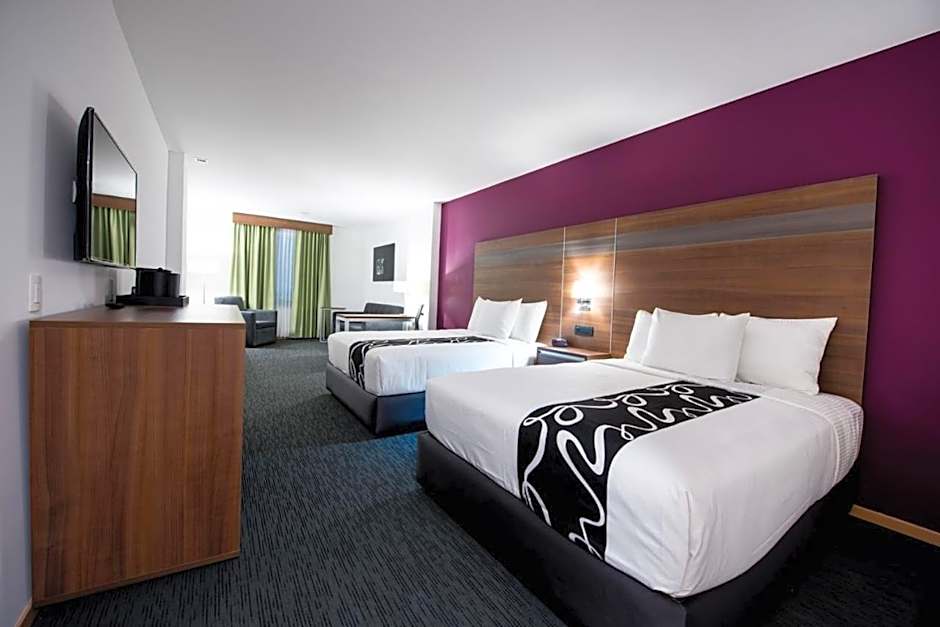 La Quinta Inn & Suites by Wyndham Puebla Ciudad Modelo