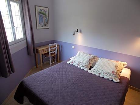 Double Room Street Side