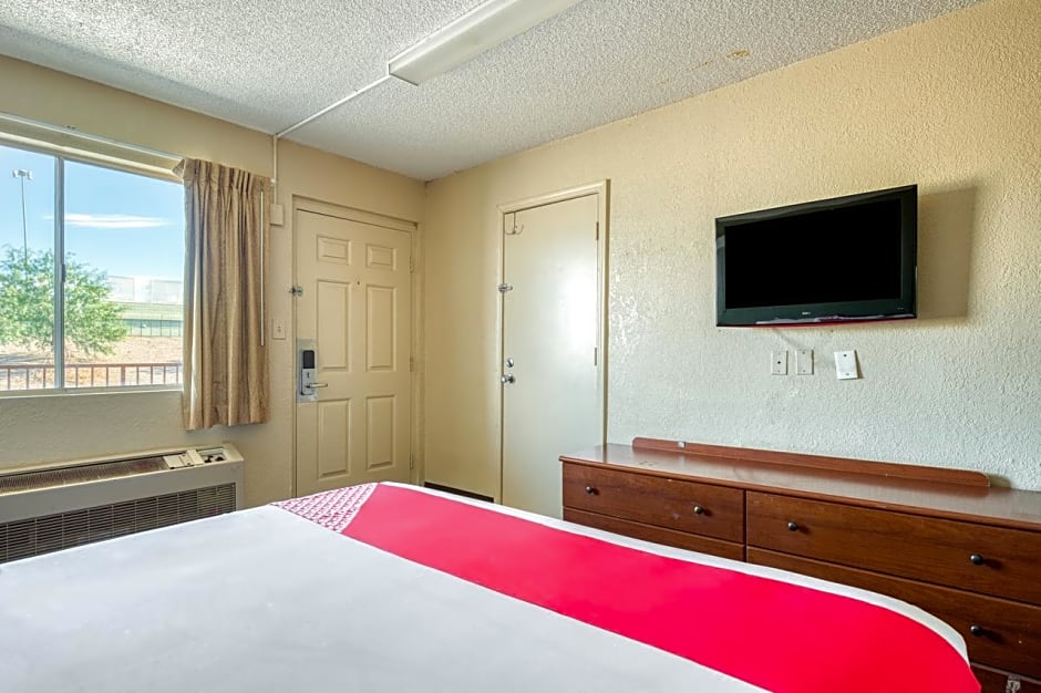 OYO Hotel Tucson Downtown