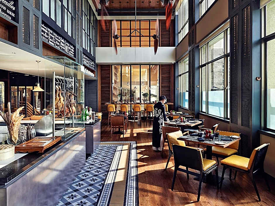 Sofitel Saigon Plaza Hotel