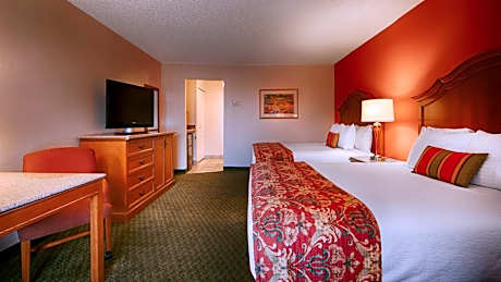 Queen Room with Two Queen Beds - Non-Smoking