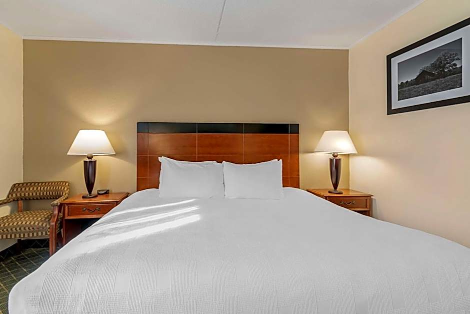 Best Western Plus Augusta Civic Center Inn