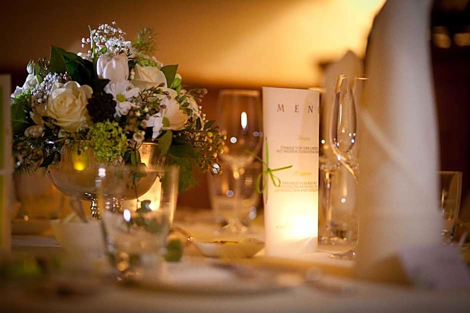 Schloss Prielau Hotel & Restaurants