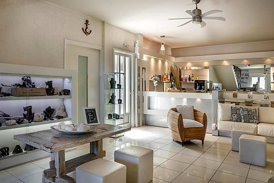 Captain's House Hotel