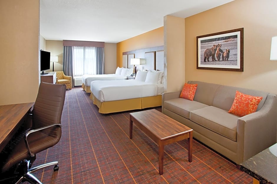 Holiday Inn Express Hotel & Suites Brainerd-Baxter