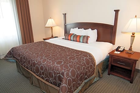 One-Bedroom Suite with King Bed - Non-Smoking