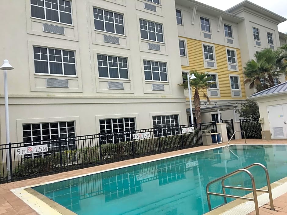 Days Inn by Wyndham Palm Coast