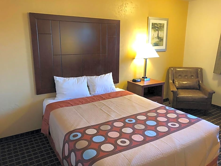 Super 8 by Wyndham Klamath Falls