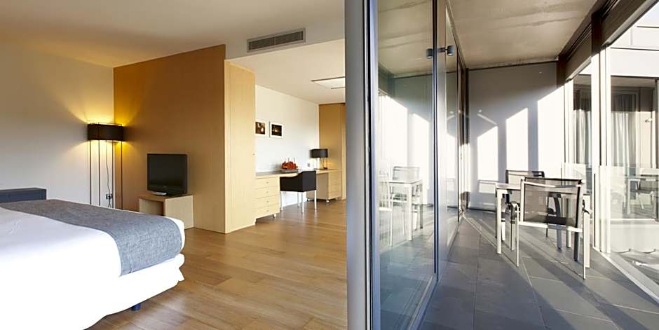 Hotel Món Sant Benet