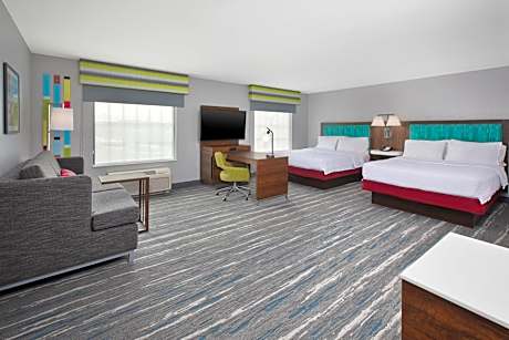 Studio Suite with Two Queen Beds and Wet Bar - Non-Smoking