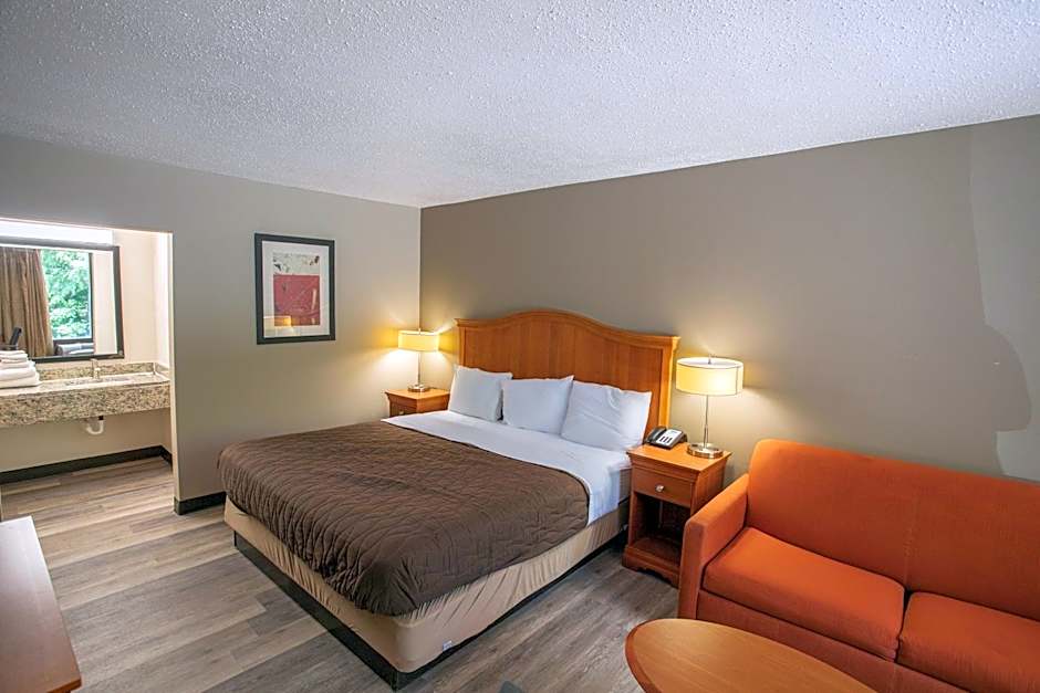 OYO hotel Greensboro east I 40