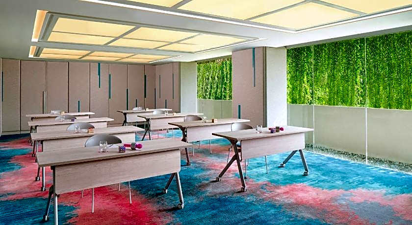 Aloft Bali Kuta