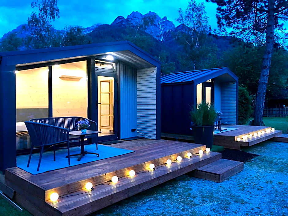 Camping & Ferienunterkünfte Steinplatte