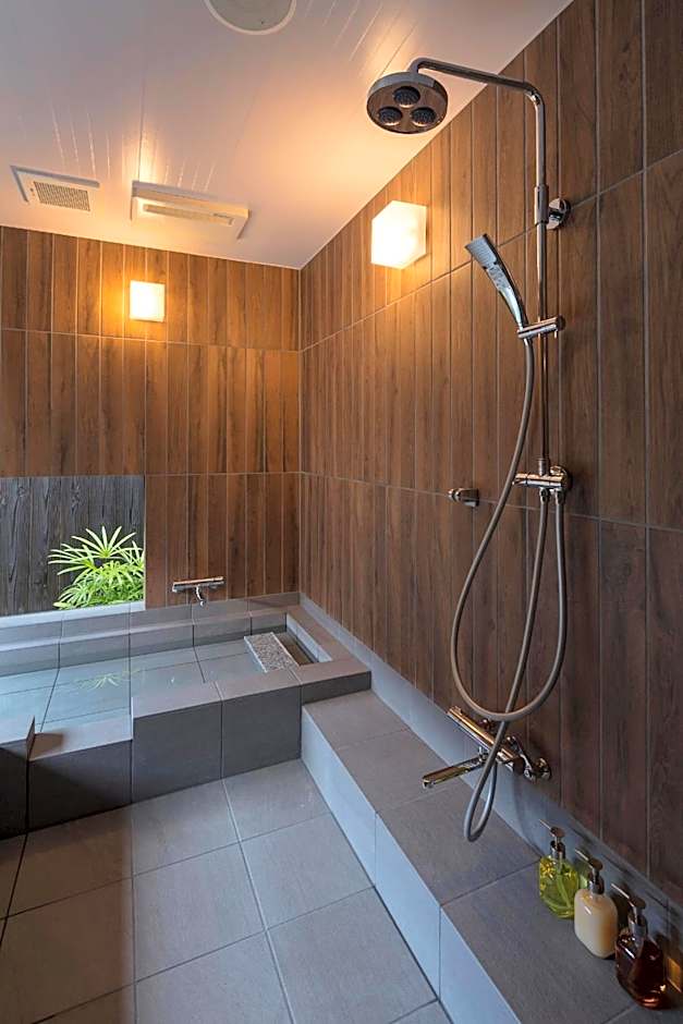 Yoitsubaki Machiya House