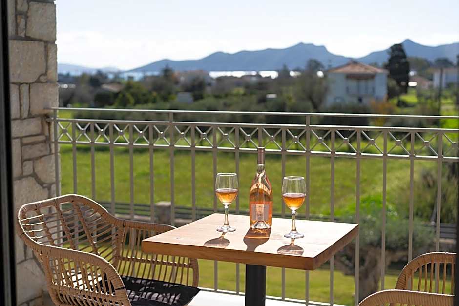 CARLOS MANSION LUXURY SUITES