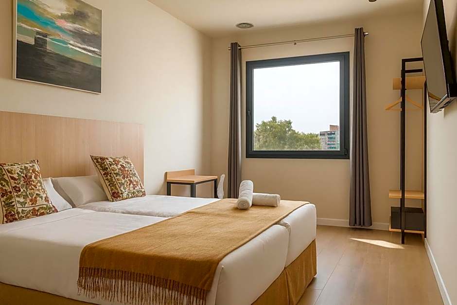 Aerohotel Barcelona Airport 24h