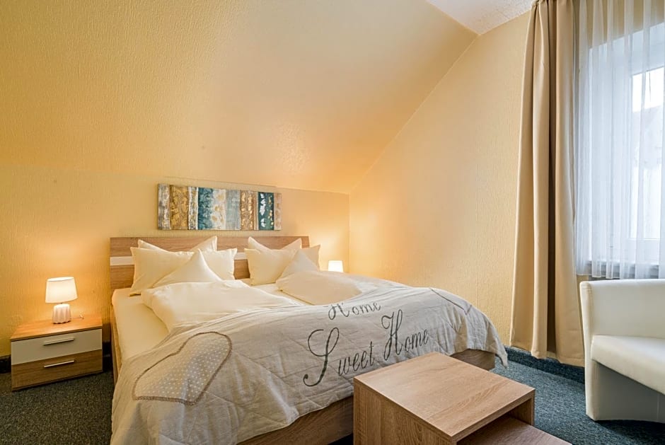 Arador-City Hotel