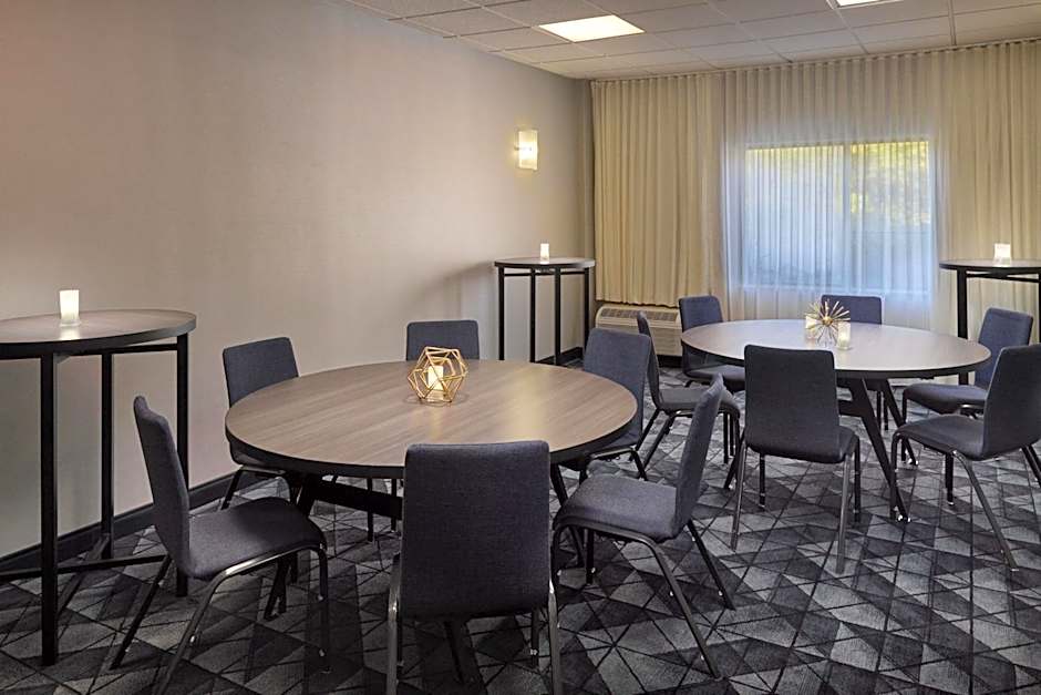 Courtyard by Marriott Atlanta Alpharetta