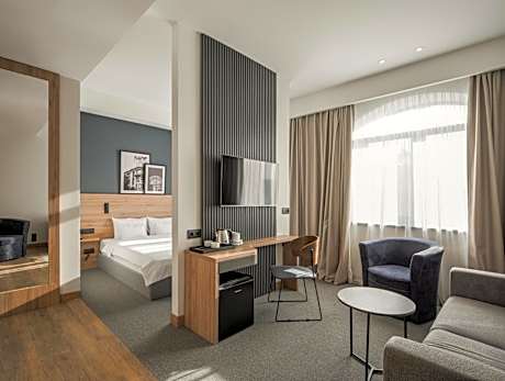 One-Bedroom Suite